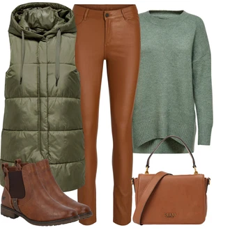 Outfit s Hnědá/Béžová Chelsea Boty/Kožená bunda/Plochá Kotníková Bota/Jezdecká Bota Mustang "Cool každodenní outfit"