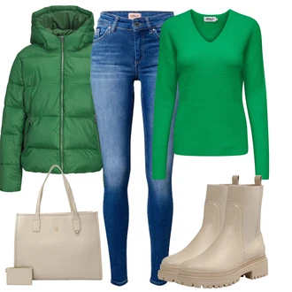 S Třásně Outfit s Hnědá/Béžová/Khaki Kotníková Bota s Podšívkou/Kožená bunda/Chelsea Boty/Plochá Kotníková Bota/Gumová Kotníková Bota About You "Zimní outfity"