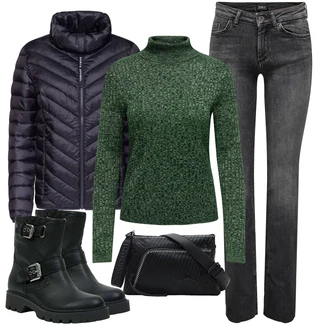 Lak Outfit s ?erná Koza?ka Motorká?ská Bota/Motorká?ská bota Guess "Zimní outfity"Look: ?ik, Lak, Lev, Metal, Trendový, Unisex, Western, S Mokrým Vzhledem