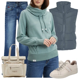 Outfit s Modrá/Černá/Béžová Pánské tričko/Džíny s Nízkým Sedem/Zvonové Džíny Desigual "Jarní outfit"