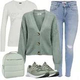 Under Armour Boty Outfity image