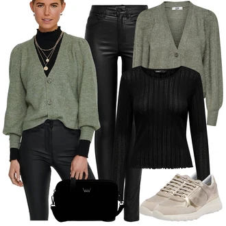 Outfit s Šedá Geox "Praktický vzhled"