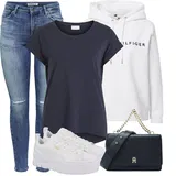 Outfity se Svetry s Kapucemi image