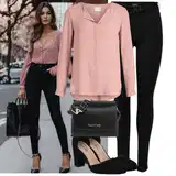 Kombinovat dlouhé halenky se sportovními legínami image