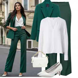 Na Procházku Outfit s Bílá/Krémová/Šedá Halenka se Stojatým Límcem/Halenka s Dlouhým Rukávem/Mušelínová Halenka/Otevřená Halenka/Kožená bunda pro muže/Blůza s knoflíčkem/Slip-on Halenka/Halenkové Body Tommy Hilfiger "Klasické vzhledy"Look: Volný čas, Na Procházku, Karate, Baseball