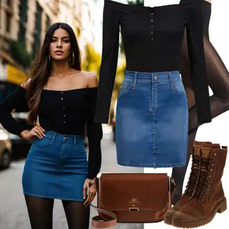 Jesenske Outfiti mit Modra/Svetlo modra Denim Krilo/Vintage denim Krilo Diesel "Trendovska obleka z denim krili in črnimi nogavicami"