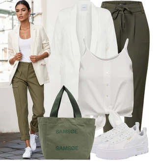 Zapínání na knoflíky Outfit s Krémová/Bílá Tričko & Top Pánské boty/Bustierový Top/Tílko s ořezem/Krátký Top/Krátký top/Halenka Bez Rukávů/Top Se Špagetovými Ramínky Only "Neutrální každodenní vzhled"