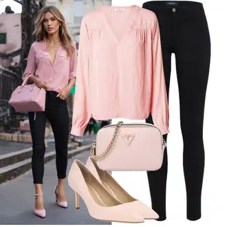 so štrasom Outfit sa Crna Sportska Tajica/Tople Tajice/Tajice s Prorezom/Neprozirna Tajica/Kožna Jakna/Podstavljena Tajica/Pamučna Tajica/Pletena Tajica/Push-up Tajice Pieces "Praktičan look"