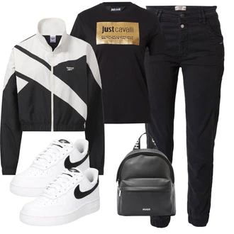 Nogomet outfit mit Bela/Črna/Modra Skate Obutev/Vintage superga/Usnjene superge/Superge Nizka Nike Sportswear "Pomladanski Outfit"Look: Nogomet, Tenis, Skejtanje