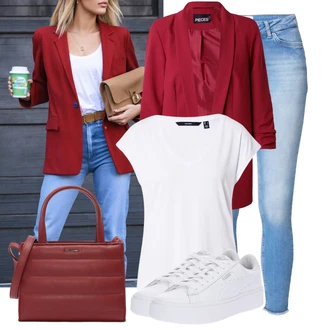 Outfit sa Bijela/Krem Funkcionalna majica/Majica/Muške tenisice za trčanje/Zamotana Majica/Obični top/Majica s vodopadnim izrezom/Sportska majica/Majica s mrežicom VERO MODA "Moderni ljetni outfit"