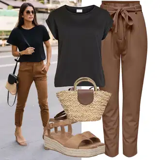 Outfit s Béžová/Hnědá Espadrilka s klínovým podpatkem/Espadrilka na Podpatku/Espadrille sandál About You "Lehký outfit"