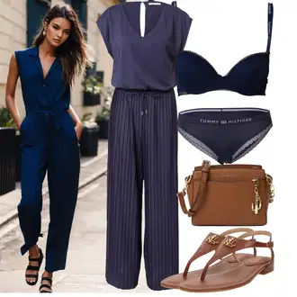 Šik Svatovski gost Outfit sa Ljubičasta/Tamnoplava/Ljubičaste boje/Plava/Siva Svečani Kombinezon/Elegantni Kombinezon/Ljetni Kombinezon/Kombinezon širokih nogavica/Kombinezon i hlače s naramenicama About You "Lagana odjeća"Look: Rap, Sveučilišna, cool, Šik, Pomorski, Francuske, Jazz, Ured, 20-ih godina