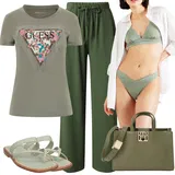 Outfity s trojúhelníkovými podprsenkami image