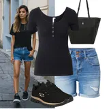 Kombinovat světle modré kraťasy image