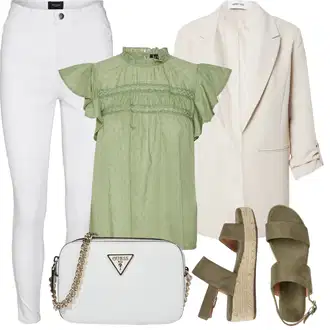 Outfit sa Zeleno/Svjetlozelena Bluza Dječja igračka/Bluza Vrh/Carmen Bluza/Bluza Kratkih Rukava/Razigrana Bluza/Bluza s Volanima VERO MODA "Ljetna odjeća"