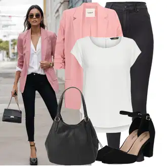 Outfity pro práci S křivkami s Bílá/Krémová/Šedá Tunika/Tričko & Top Móda Pro Plnoštíhlé/Halenka Móda Pro Plnoštíhlou Only "Vzhled casual"