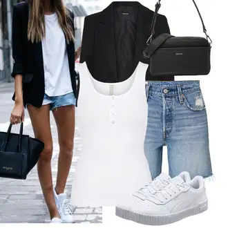 Kombinacije za ljeto Egirl sa Bijela/Krem Majica I Top Veći Broj/Bluza Veći Broj Pieces "Praktičan look"Look: Babydoll, Besprijekorno, Disko, Transparentan, Egirl