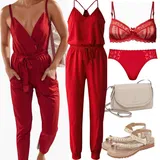 Outfity s průsvitnými kalhotkami image