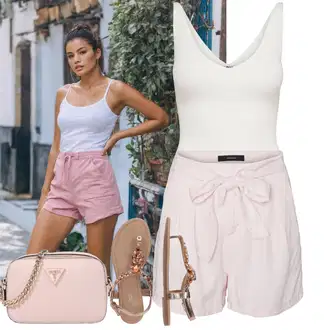 Outfit s Zlatý Letní Bota/Pletený Sandál/Sandál se třpytkami/Páskový Sandál/Sandál S T Páskem About You "Módní outfit pro volný čas"