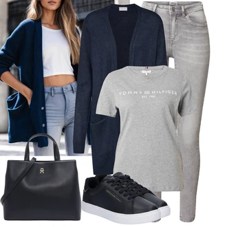 Outfit s Modrá/Černá/Tmavě Modrá Teniska Kožené Tenisky/Nízká Teniska/Úzká Teniska Tommy Hilfiger "Lehký outfit"