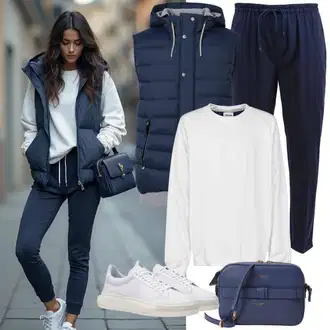 Outfit s Modrá/Tmavě modrá/Světle modrá Mini batoh/Mini batoh Kipling "Perfektní pro podzim"