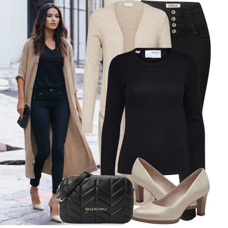 Kombinacije za festival sa Bež/Kaki/Smeđa Pletivo Veći Broj Vila, Crna/Tamnoplava Majica I Top Veći Broj/Pletivo Veći Broj/Bluza Veći Broj SELECTED FEMME "Moderna kombinacija za proljeće"