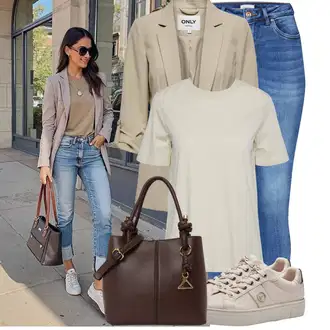 Outfit sa Bež/Smeđa/Kaki/Bijela pletena košulja/Predimenzionirana majica/Funkcionalna majica/Obični top/Majica kratkih rukava/Majica za plažu/Top za plažu/Muške tenisice za trčanje/Majica/Duga košulja/Tunika za Plažu Pieces "Odličan za slobodno vrijeme"