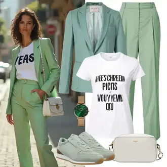 Outfit s Zelená/Světle zelená Plisovaná kalhoty/Kalhoty se Štěrbinou/Obleková Kalhoty/Kalhoty s nášivkou uprostřed/Business Kalhoty/Kalhoty s Vysokým Pasem/Marlene Kalhoty/Plisovaná Kalhoty PATRIZIA PEPE "Perfektní pro jaro"