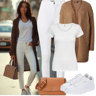 Old Money Outfit sa Bijela/Krem Traperice Kožna Jakna/Kožne Cipele/High Waist Traperice/Push-up Traperice/Bikerske Traperice/Termo Traperice/Traperice Slim Kroja/Zimska jakna/Traperice s Prorezom Only "Jarní outfit"Look: Rap, Boja, cool, Običan, Old Money, Besprijekorno, Vanjski