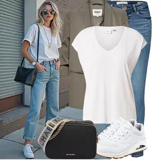 Old Money Outfit sa Plava Traperice Zimska jakna/Traperice s Prorezom/Slip-on Traperice/Kožne Cipele/Kožna Jakna/Traperica Niskog Struka/Traperica Niskog Struka/Traperice Slim Kroja/Čizma do Gležnja/Push-up Traperice Guess "Odličan za slobodno vrijeme"Look: Stil, moderne, cool, Rap, Ležerno, Prekrasan, Old Money, Disko