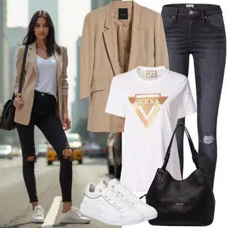 Outfit sa Siva/Bež/Bijela Obuća Niska Tenisica/Tenisica s platformom Puma "Stilski spoj za proljeće"
