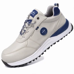 Hellgraue schmale Sneakers