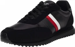 Schwarze Sneaker Low