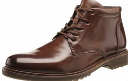 Dunkelbraune klassische Stiefel