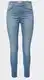 Světle modré skinny džíny s vysokým pasem