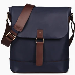 Braune Schultertaschen