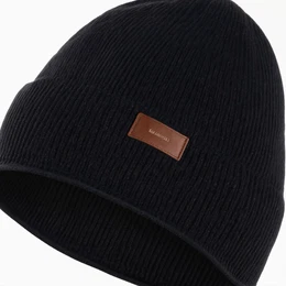 Schwarze Wintermützen