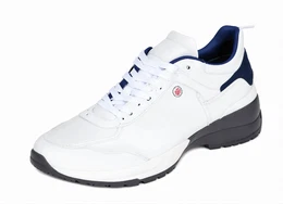 Weiße Sneaker