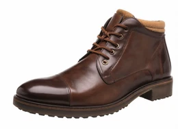 Braune Winterstiefeletten