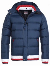 Dunkelblaue Winterjacken
