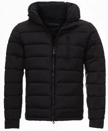 Schwarze Winterjacken