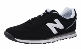 Schwarze Sneaker