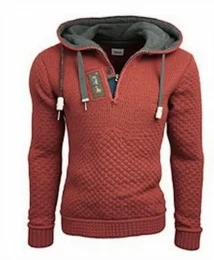 Rote Winterpullover
