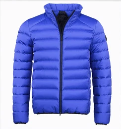 Blaue Winterjacken