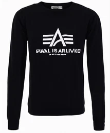 Schwarze Pullover
