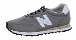 Graue Sneaker