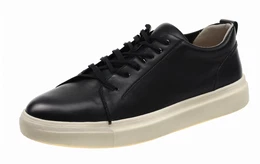 Schwarze Sneaker