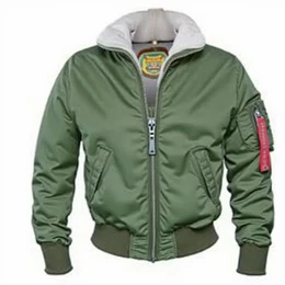 Grüne Bomberjacken