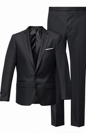 Schwarze Business Anzüge