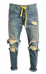 Hellblaue Low Rise Jeans